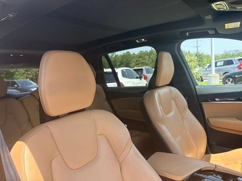 Used 2019 Volvo XC90 T6 Momentum w/ Advanced Package AWD/4WD image 12