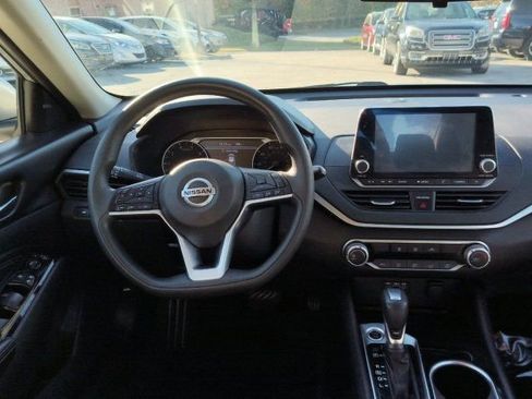 Used 2021 Nissan Altima 2.5 SV image 19