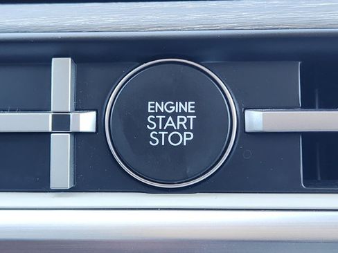 Used 2025 Hyundai Santa Fe Calligraphy image 21