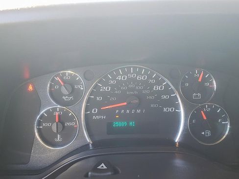 Used 2023 GMC Savana 2500 w/ Driver Convenience Package image 18