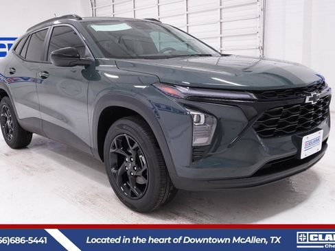 New 2026 Chevrolet Trax LT w/ Driver Confidence Package image 3