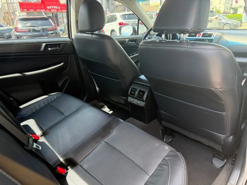Used 2015 Subaru Legacy 2.5i Limited AWD/4WD image 33