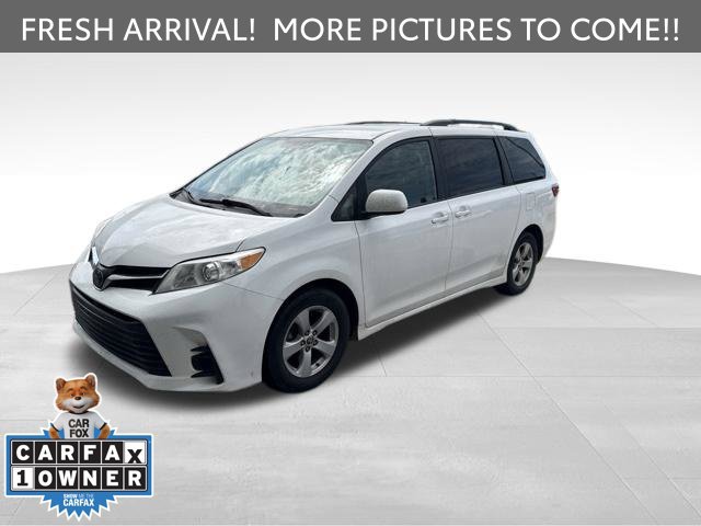 Used 2020 Toyota Sienna LE FWD image 1