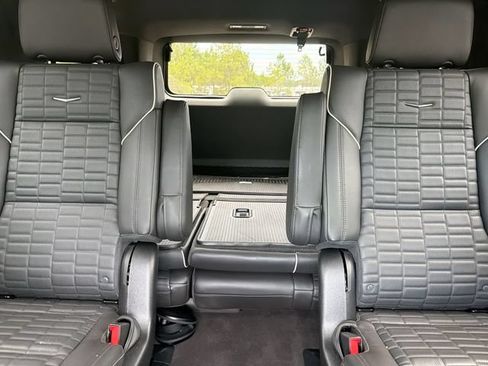 Used 2024 Cadillac Escalade Sport Platinum w/ LPO, ONYX Package AWD/4WD image 25