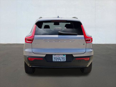 Used 2026 Volvo XC40 B5 Ultra w/ Climate Package AWD/4WD image 6