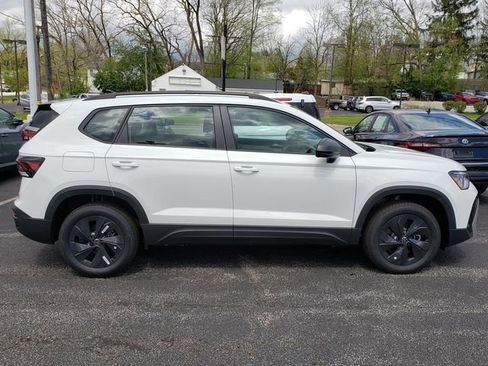 New 2026 Volkswagen Taos S FWD image 2