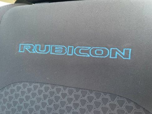 Used 2024 Jeep Wrangler Unlimited Rubicon 4xe AWD/4WD image 17