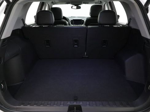 Used 2024 GMC Terrain SLT w/ Tech Package image 22