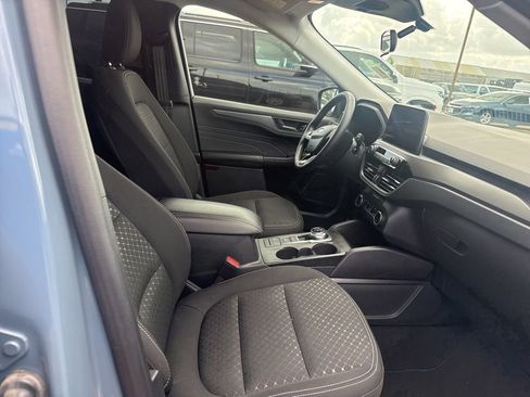 Used 2026 Ford Escape Active w/ Cold Weather Package image 7