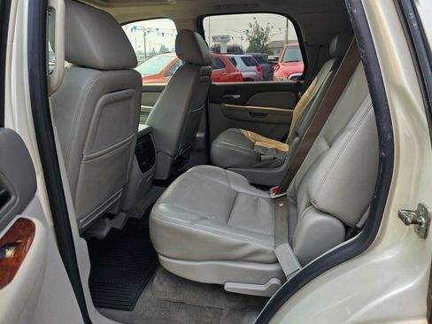 Used 2010 Chevrolet Tahoe LTZ AWD/4WD image 19