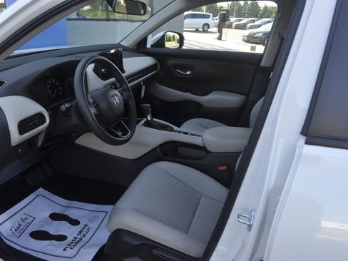 Used 2026 Honda HR-V LX image 15