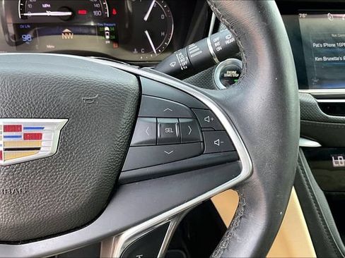 Used 2017 Cadillac XT5 FWD image 21