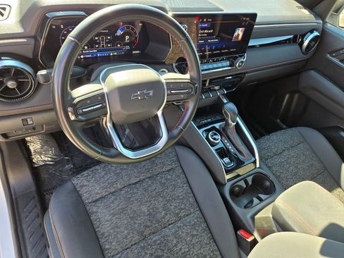 Used 2024 Chevrolet Colorado Z71 w/ Z71 Convenience Package 2 image 10