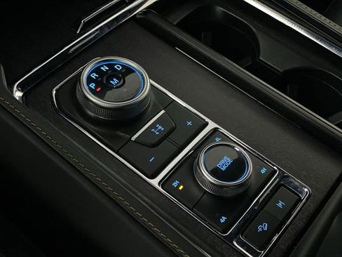 Used 2023 Ford Expedition Platinum image 21