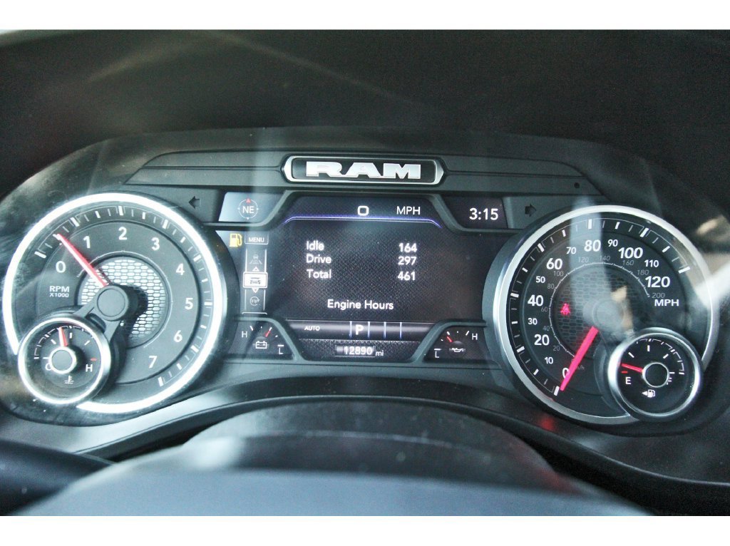 Used 2026 RAM 1500 Laramie AWD/4WD image 16