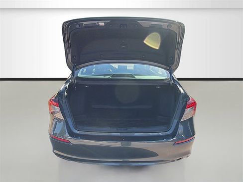 Used 2025 Honda Civic Sport image 23