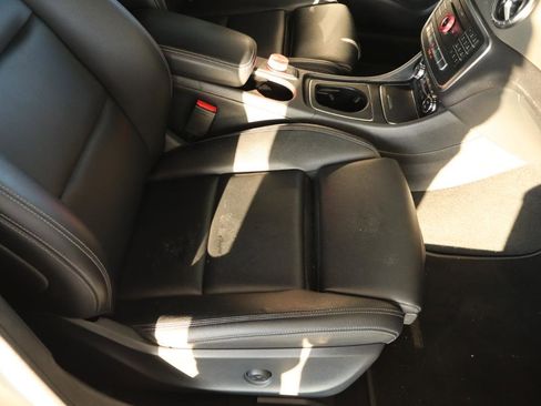 Used 2018 Mercedes-Benz CLA 250 image 38