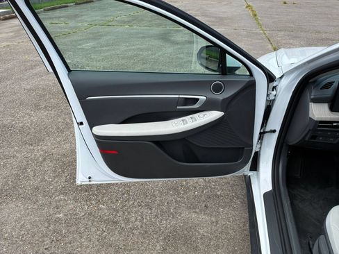 Used 2026 Hyundai Sonata Blue FWD image 15