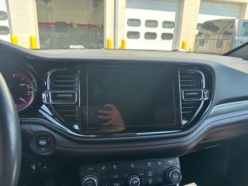 Used 2023 Dodge Durango GT AWD/4WD image 11