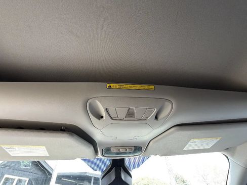 Used 2022 Ford Transit Connect XLT FWD image 25