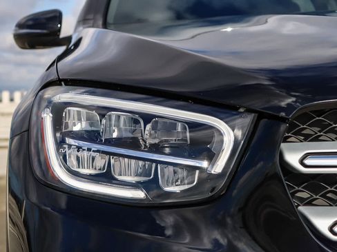 Used 2020 Mercedes-Benz GLC 300 image 9