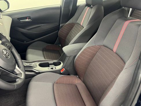 Used 2026 Toyota Corolla SE FWD image 9