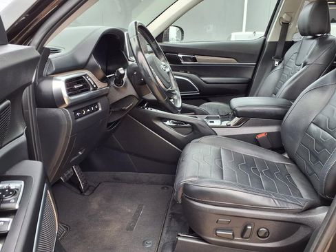 Used 2021 Kia Telluride SX w/ SX Prestige Package AWD/4WD image 11