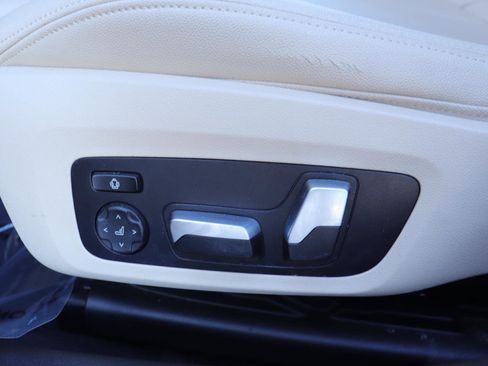 Used 2021 BMW 330i Sedan image 23