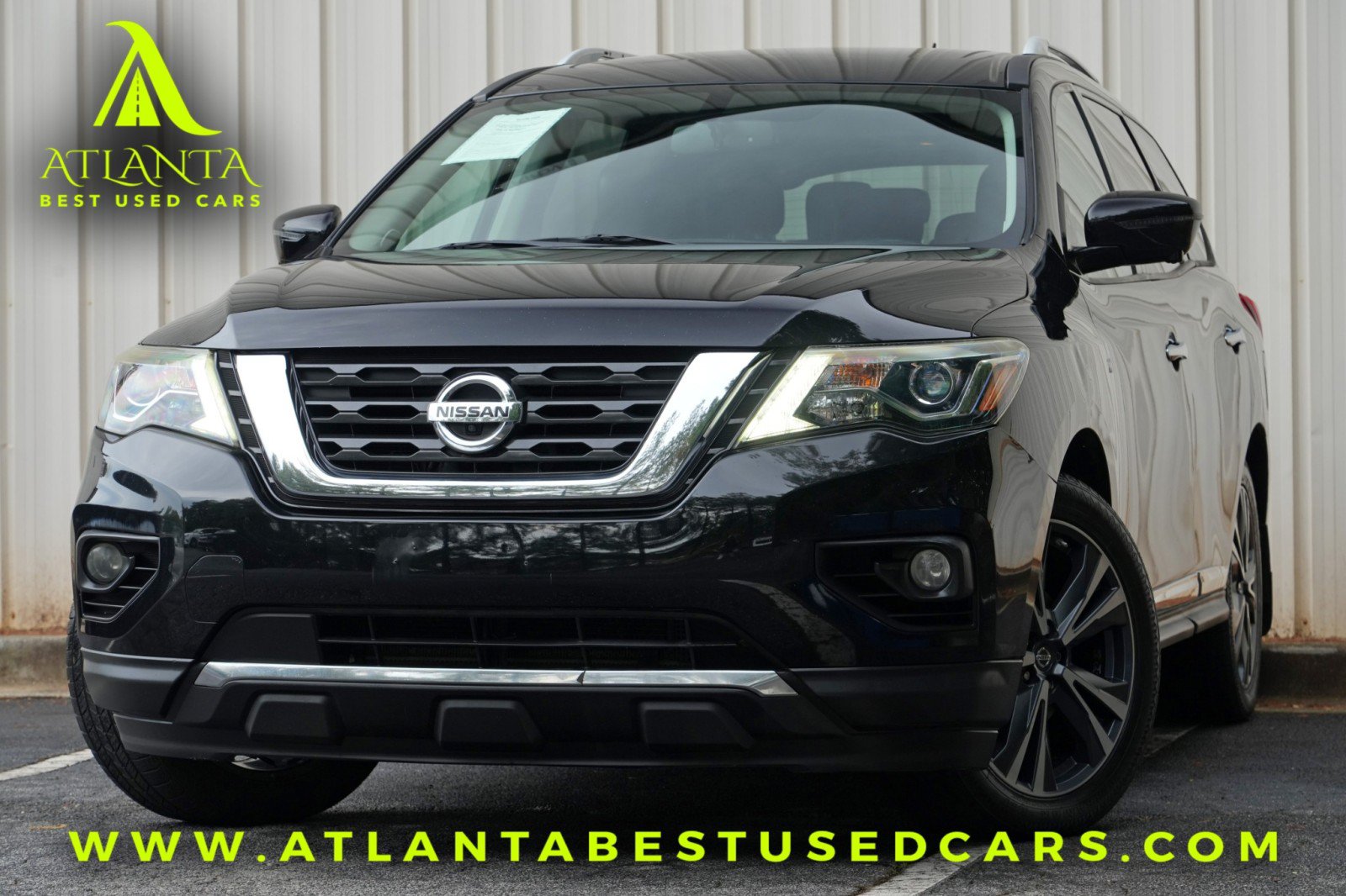 Used 2017 Nissan Pathfinder Platinum AWD/4WD image 1