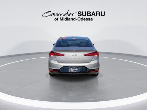 Used 2020 Hyundai Elantra Limited FWD image 7