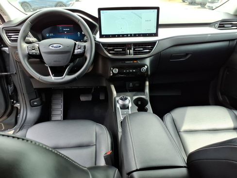 Used 2025 Ford Escape Platinum AWD/4WD image 14