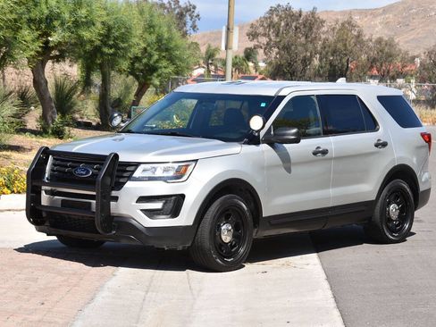 Used 2016 Ford Explorer 4WD Police Interceptor image 10