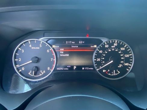 Used 2021 Nissan Rogue S image 20