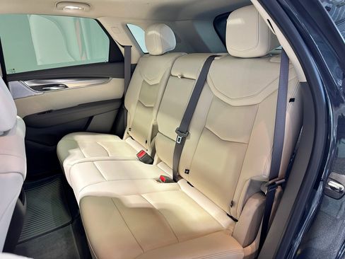 Used 2021 Cadillac XT5 Premium Luxury AWD/4WD image 32
