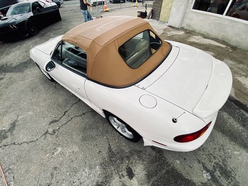 Used 2000 MAZDA MX-5 Miata LS image 28