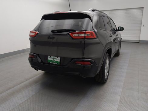 Used 2018 Jeep Cherokee Latitude image 7
