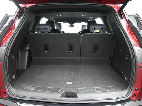 Used 2024 Buick Enclave Premium image 20