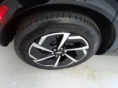 Used 2025 Chevrolet Equinox EV LT image 26