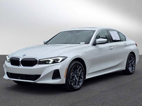Used 2026 BMW 330i xDrive Sedan w/ Premium Package AWD/4WD image 7
