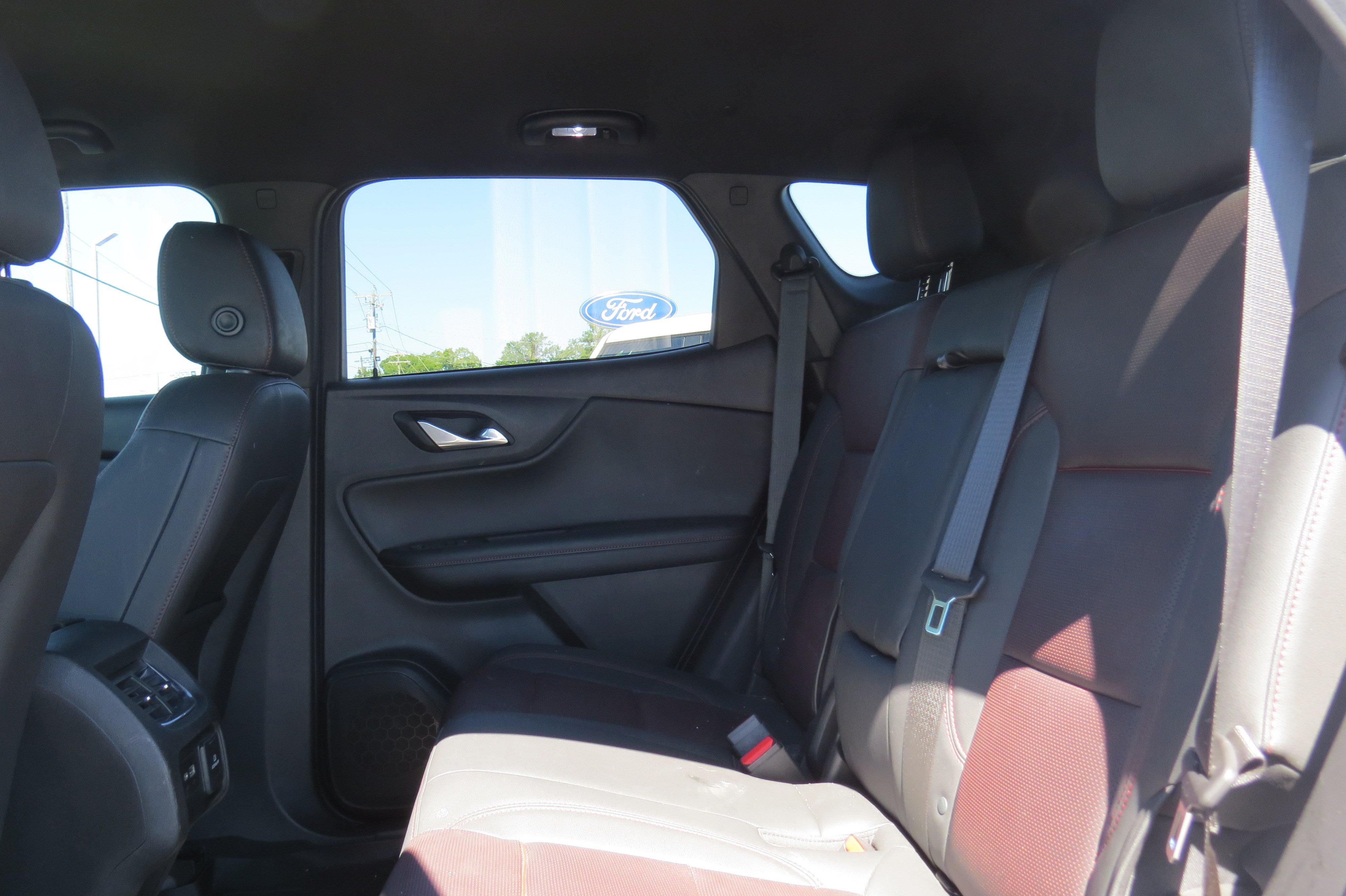 Used 2022 Chevrolet Blazer RS w/ Enhanced Convenience Package FWD image 12