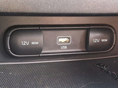Used 2023 Kia Forte LXS w/ LXS Technology Package FWD image 29