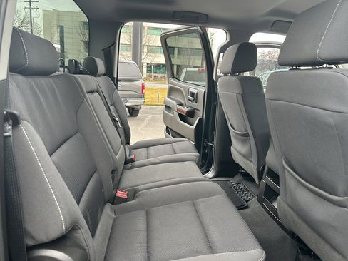 Used 2019 GMC Sierra 2500 SLE w/ Suspension Package, Off-Road image 15