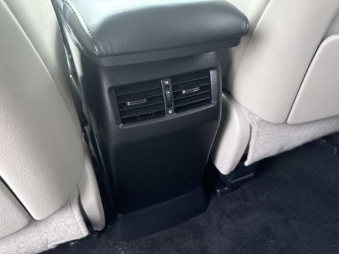 Used 2010 Lexus RX 450h AWD image 16
