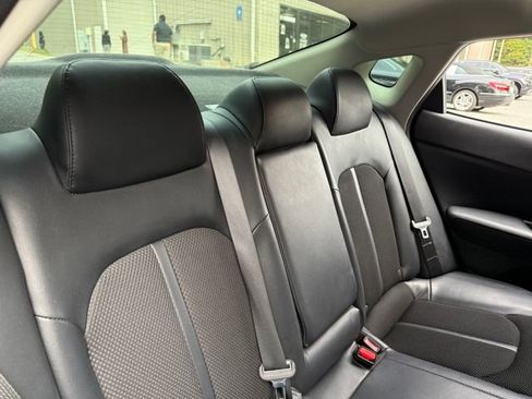 Used 2019 Kia Optima S image 34