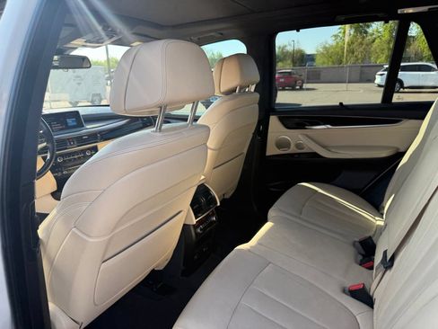 Used 2018 BMW X5 xDrive50i AWD/4WD image 11