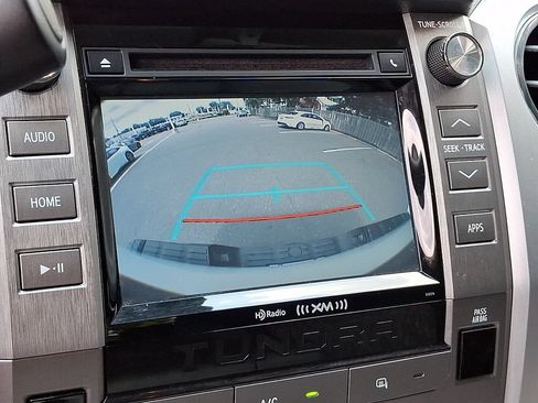 Used 2019 Toyota Tundra SR5 AWD/4WD image 18