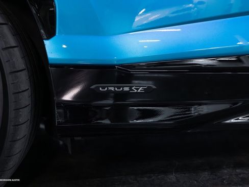 New 2025 Lamborghini Urus SE image 19