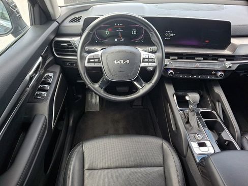 Used 2023 Kia Telluride LX AWD/4WD image 11