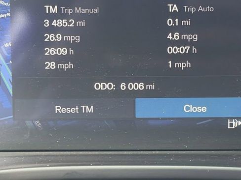 New 2025 Volvo XC40 B5 Plus w/ Protection Package image 27