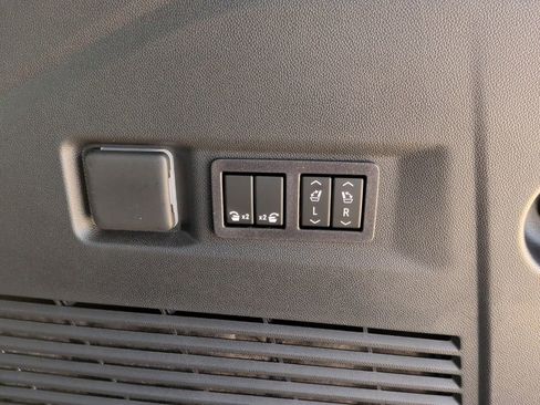 New 2026 GMC Yukon AT4 Ultimate AWD/4WD image 45
